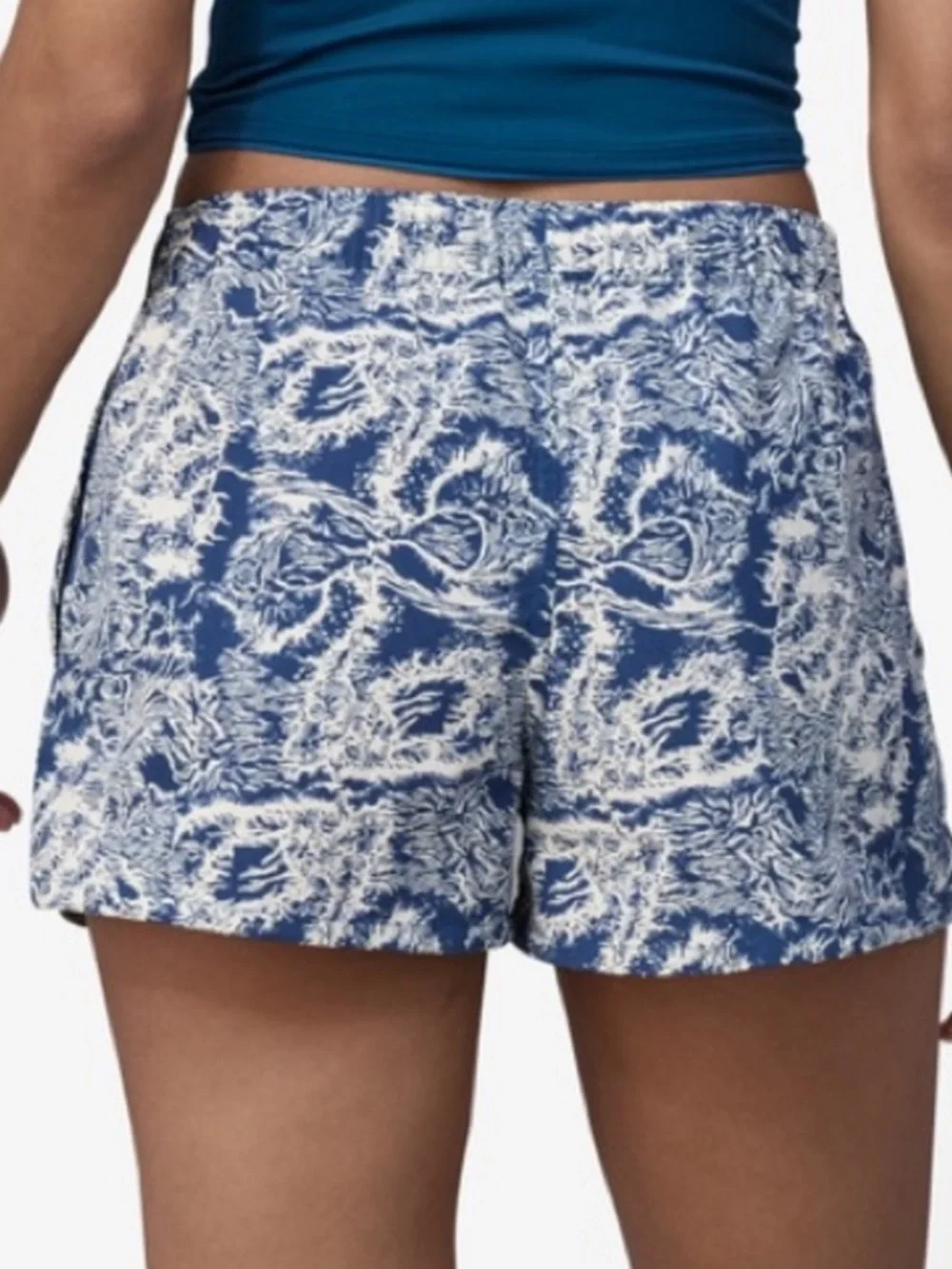 Patagonia blue white patterned barely baggies shorts size L